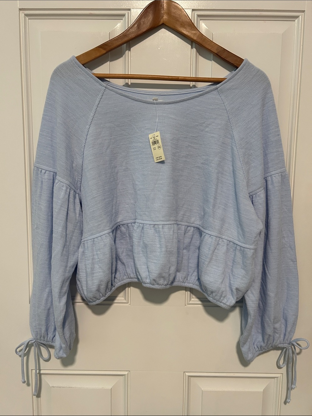 Aerie NWT Women’s Endless Summer Cropped Sweatshirt Eyelet Blue Size M
